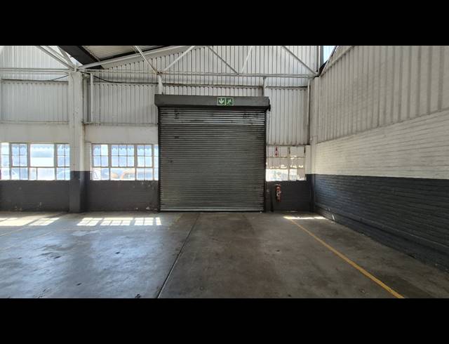 820M² FACTORY TO LET IN BOKSBURG EAST